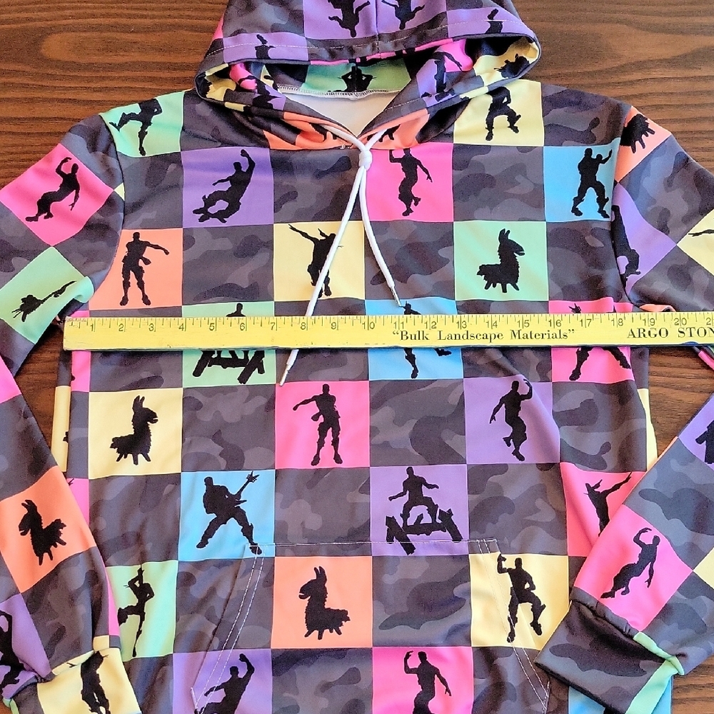 Fortnite-Themed Lightweight Pullover Hoodie | Size: L - Picture 2 of 9